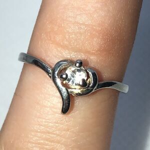 💛 10k EP Trendy CZ Ring